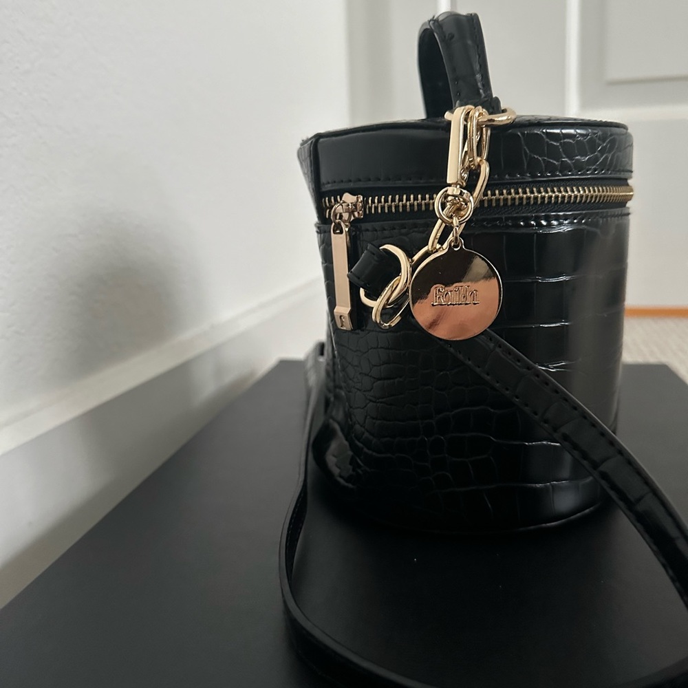 Small cylinder bag faux leather